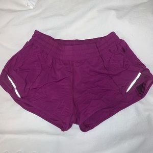Lululemon Hotty Hot Short 2.5”